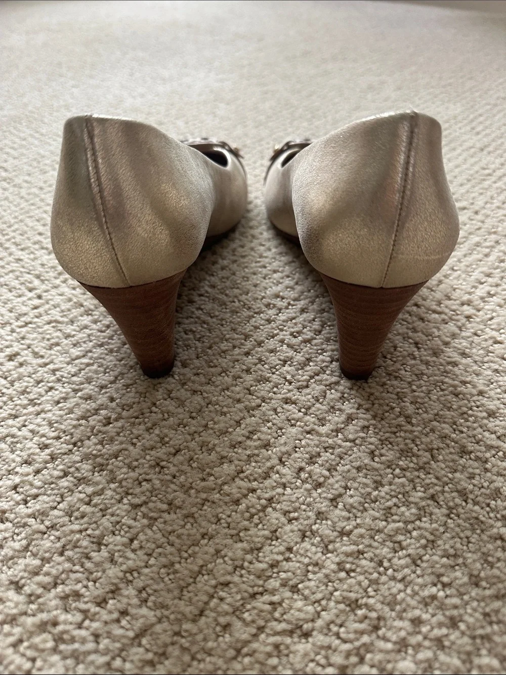 Tory Burch Leather Champagne Gold Metallic Wedge Heels with Tory Logo Size 8